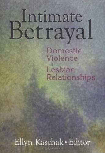 Tapa de Intimate Betrayal