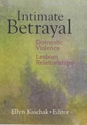 Tapa de Intimate Betrayal