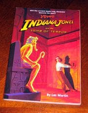 Tapa de Young Indiana Jones and the tomb of terror