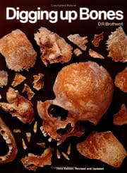 Tapa de Digging up bones