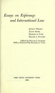Tapa de Essays on espionage and International law