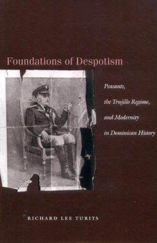 Tapa de Foundations of despotism