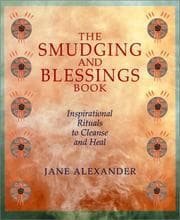 Tapa de The smudging and blessings book
