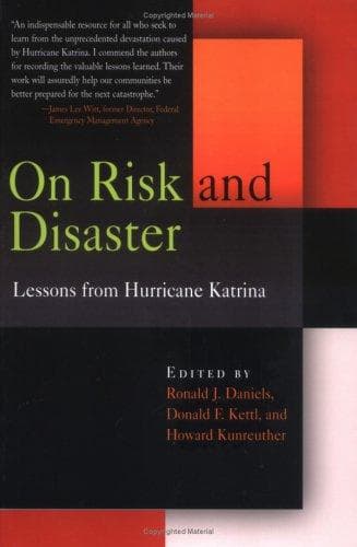 Tapa de On Risk and Disaster