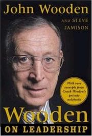 Tapa de Wooden on Leadership
