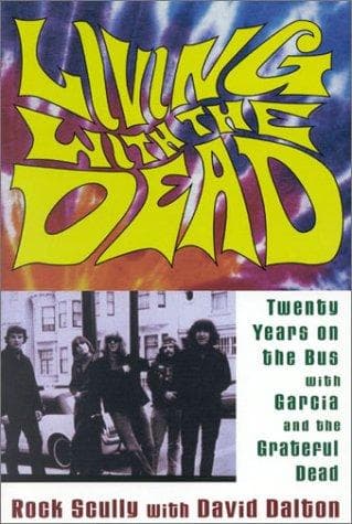 Tapa de Living with the Dead