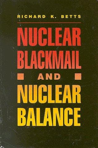 Tapa de Nuclear blackmail and nuclear balance