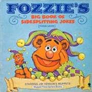 Tapa de Fozzie's big book of sidesplitting jokes (please laugh) starring Jim Henson's muppets