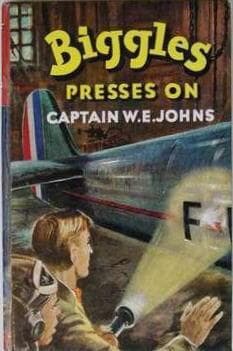 Tapa de Biggles presses on
