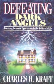 Tapa de Defeating dark angels