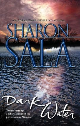Tapa de Dark Water