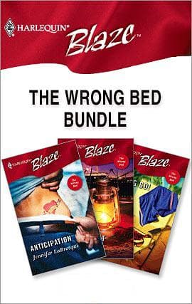 Tapa de The Wrong Bed Bundle