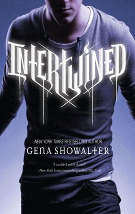 Tapa de Intertwined