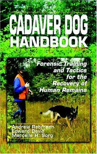 Tapa de Cadaver dog handbook