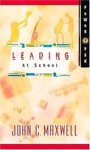 Tapa de Leading at school