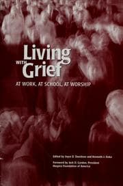 Tapa de Living with grief