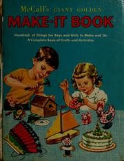 Tapa de McCall's giant golden make-it book