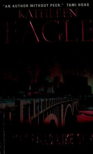 Tapa de Night falls like silk