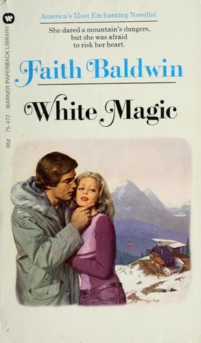 Tapa de White magic.