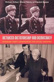 Tapa de Between dictatorship and democracy