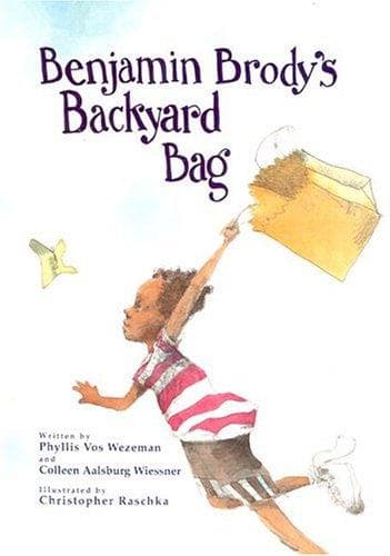 Tapa de Benjamin Brody's backyard bag