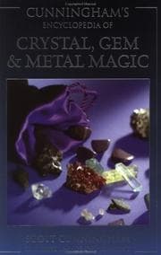Tapa de Cunningham's encyclopedia of crystal, gem & metal magic