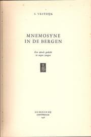 Tapa de Mnemosyne in de bergen