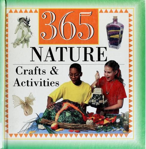 Tapa de 365 nature crafts & activities