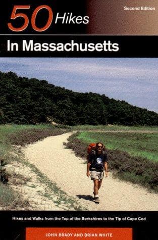 Tapa de Fifty hikes in Massachusetts