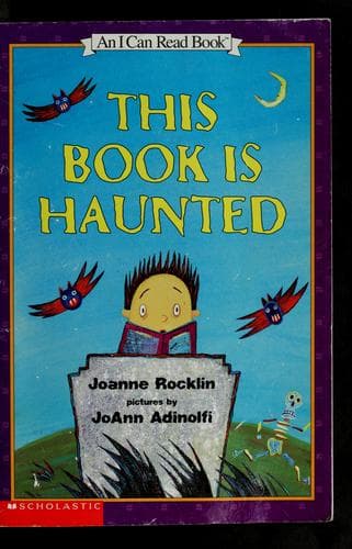 Tapa de This Book is Haunted