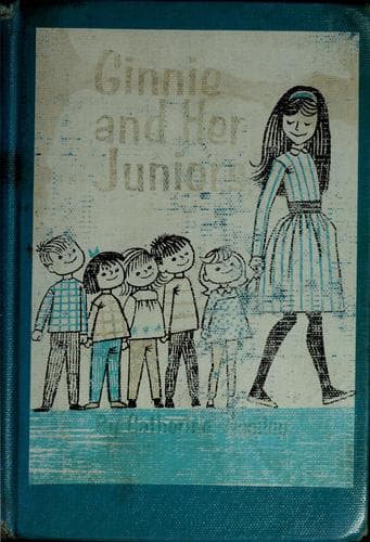 Tapa de Ginnie and her juniors