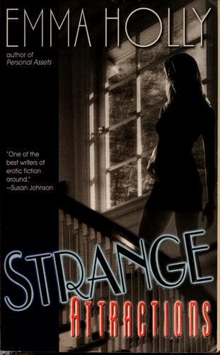 Tapa de Strange attractions