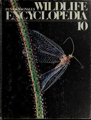 Tapa de Funk & Wagnalls wildlife encyclopedia