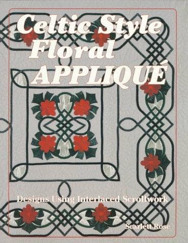 Tapa de Celtic style floral appliqué