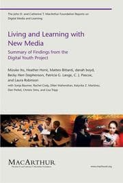 Tapa de Living and Learning with New Media