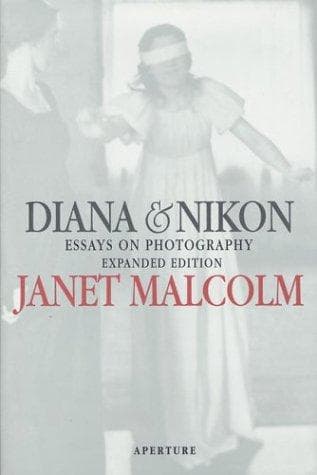 Tapa de Diana & Nikon