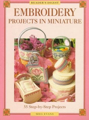 Tapa de Embroidery projects in miniature