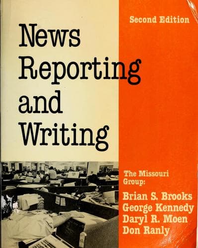 Tapa de News reporting and writing