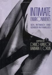 Tapa de Intimate environments