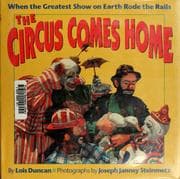 Tapa de The circus comes home