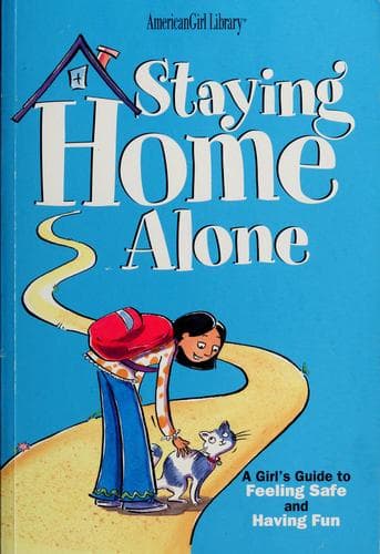 Tapa de Staying home alone