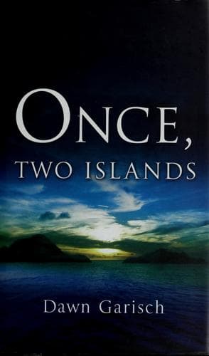 Tapa de Once, two islands