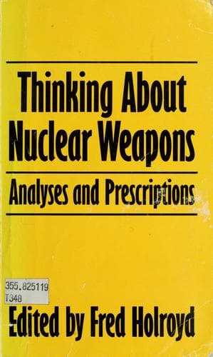Tapa de Thinking about nuclear weapons