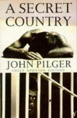 Tapa de Secret Country