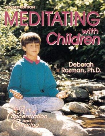 Tapa de Meditating with children