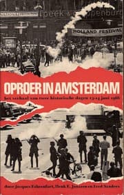 Tapa de Oproer in Amsterdam