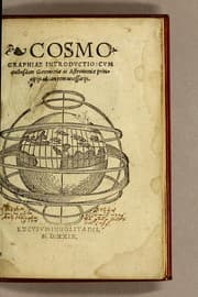 Tapa de Cosmographiae introductio