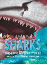 Tapa de Life-Size Sharks and Other Underwater Creatures