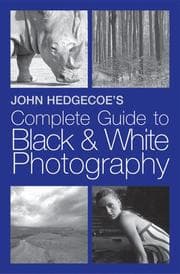 Tapa de John Hedgecoe's Complete Guide to Black & White Photography