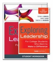 Tapa de Exploring Leadership Student Set